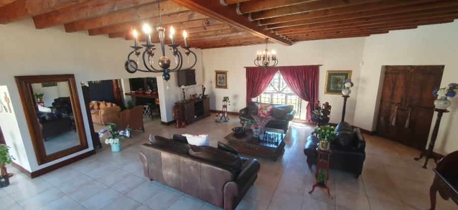 4 Bedroom Property for Sale in Strelitzia Park Eastern Cape